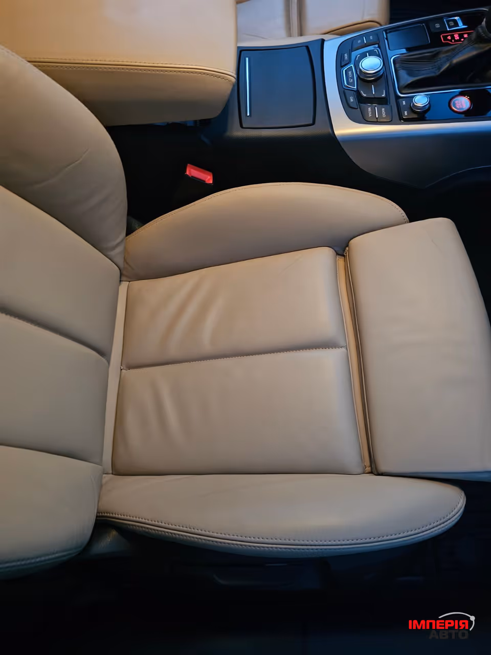 Audi A6 - фото 26