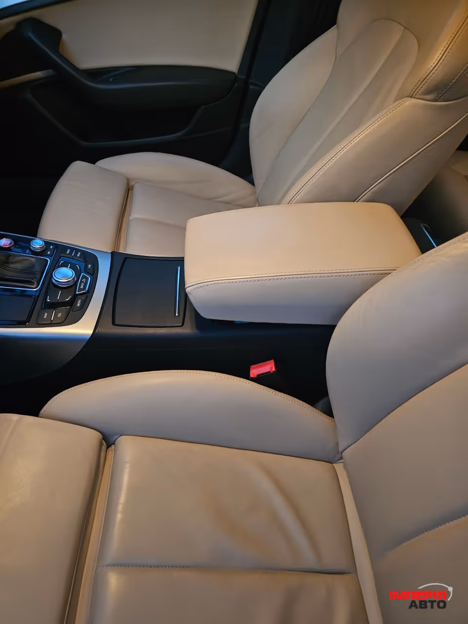 Audi A6 - фото 43