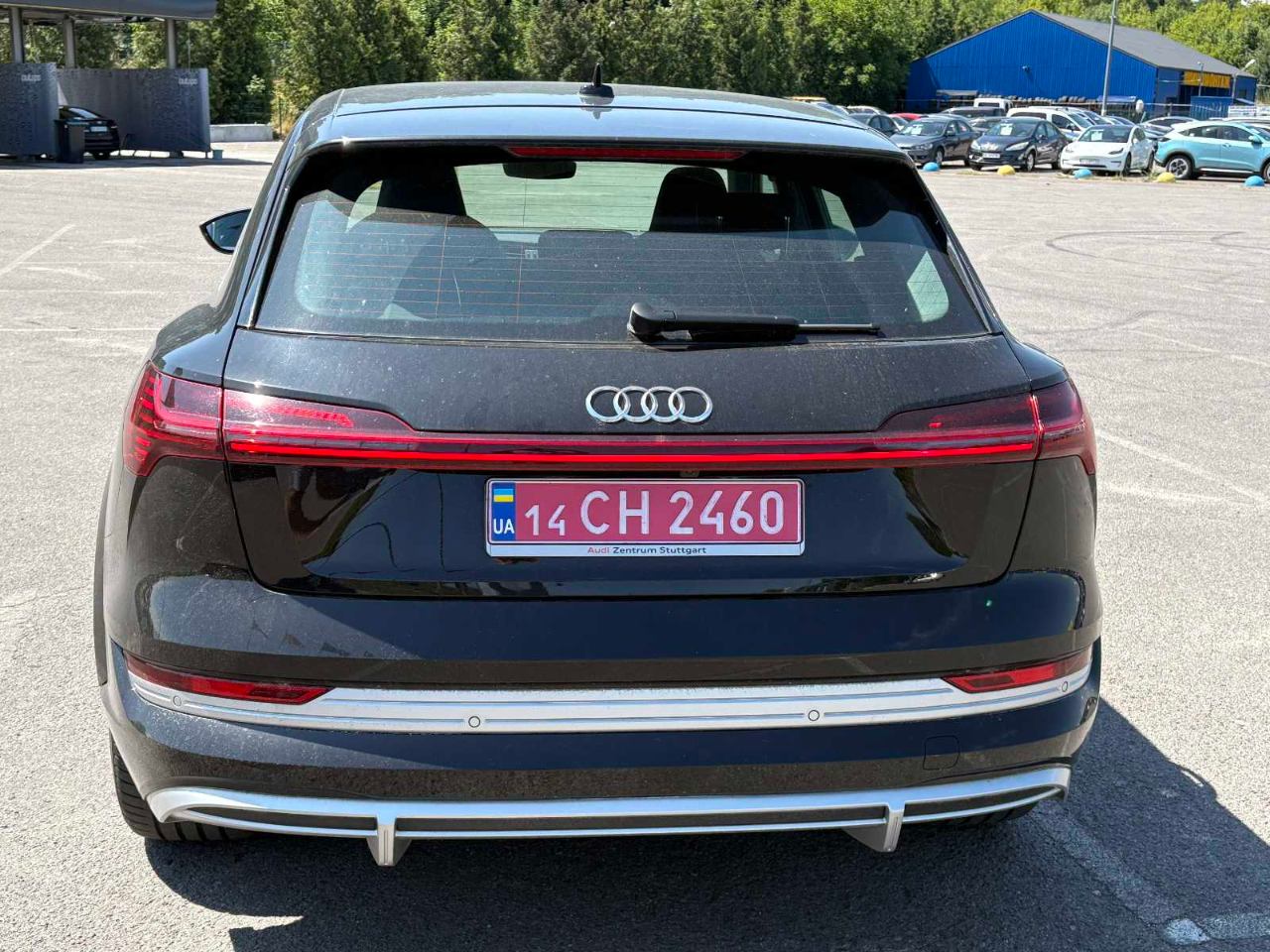 Audi e-tron S - фото 33