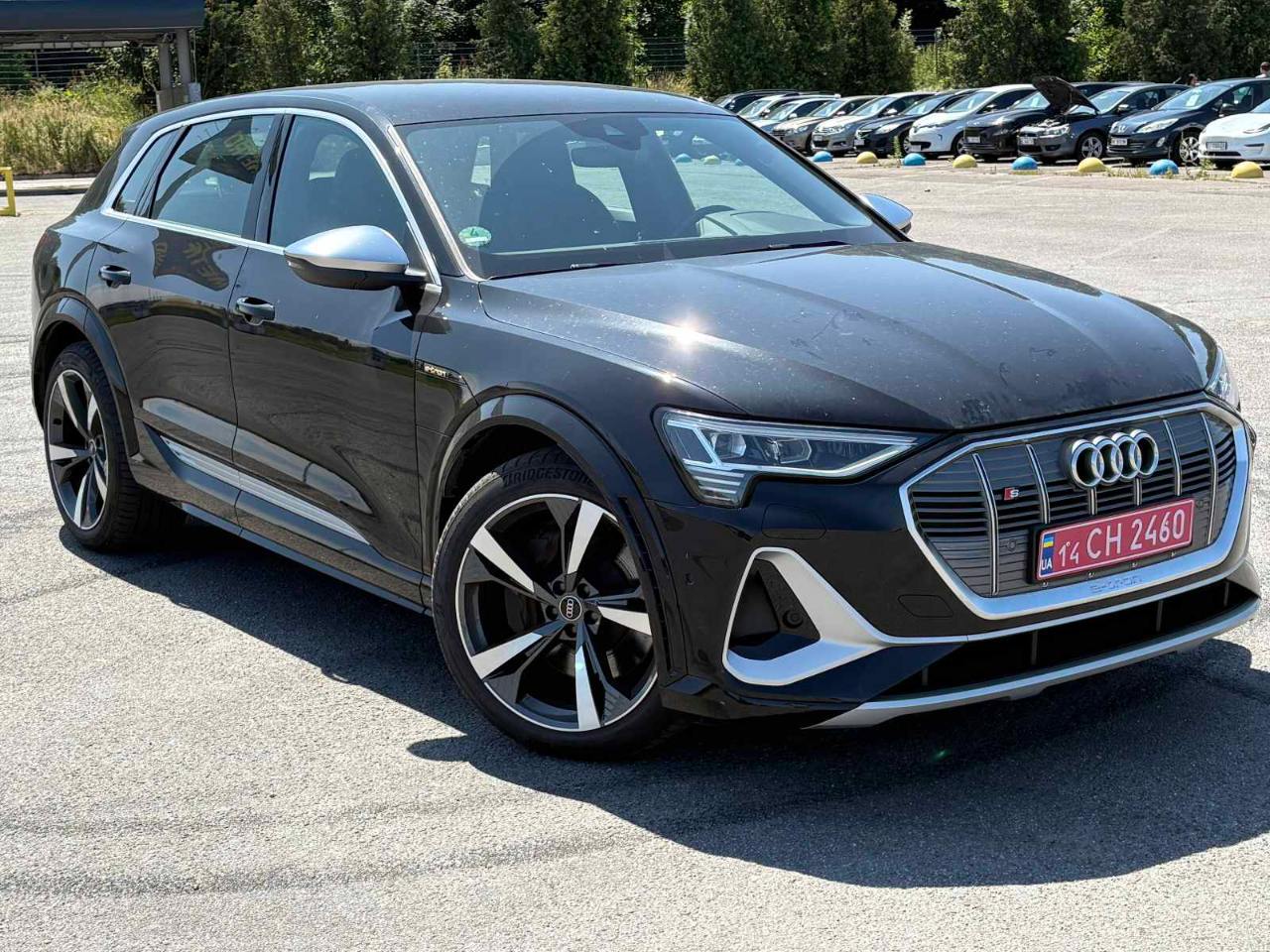 Audi e-tron S - фото 5