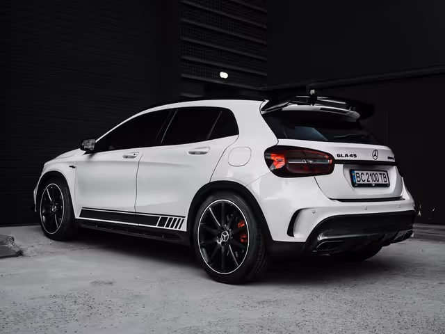 Mercedes-Benz GLA - зображення 2