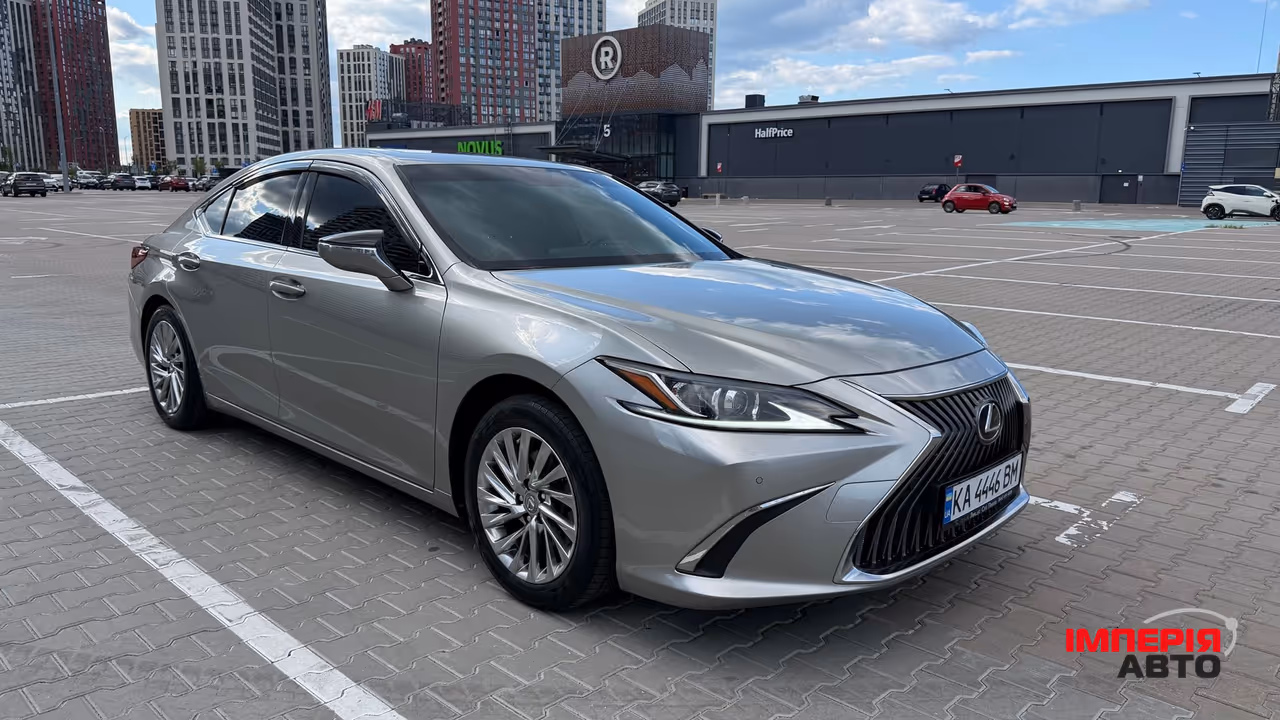 Lexus ES - фото 2