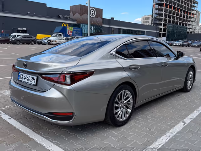 Lexus ES - зображення 3
