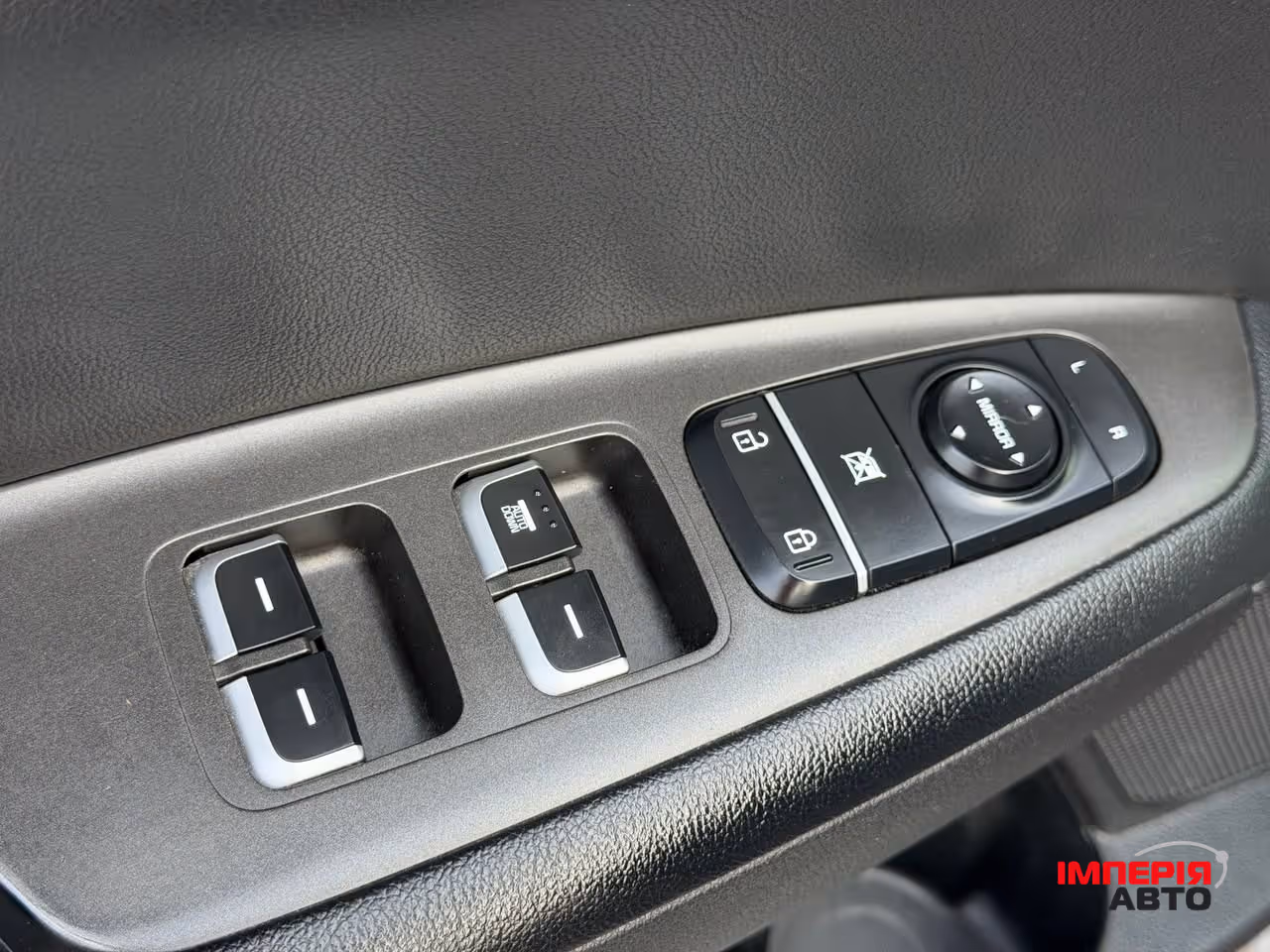 Kia Optima - фото 19