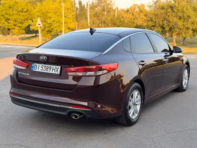 Kia Optima - зображення 4