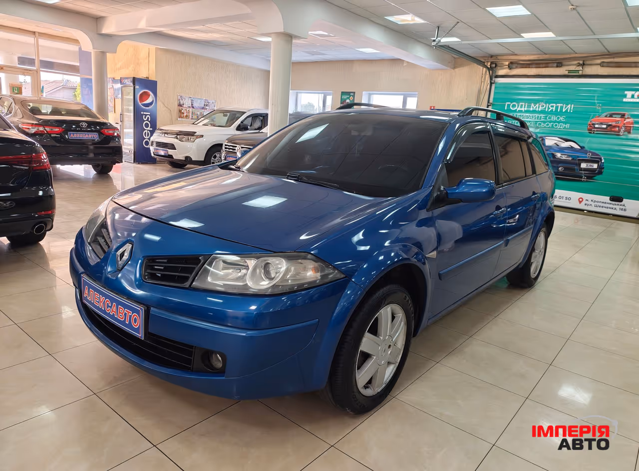 Renault Megane - фото 3