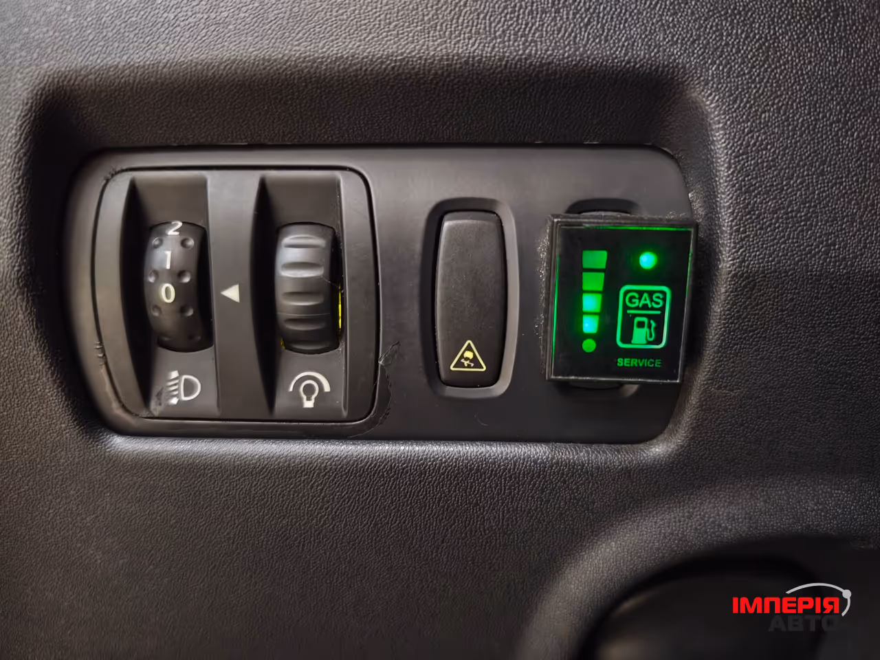Renault Megane - фото 12