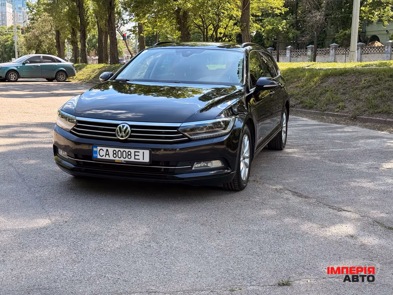 Volkswagen Passat - фото 1