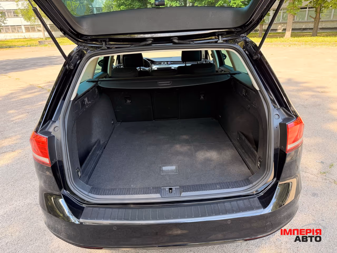 Volkswagen Passat - фото 11