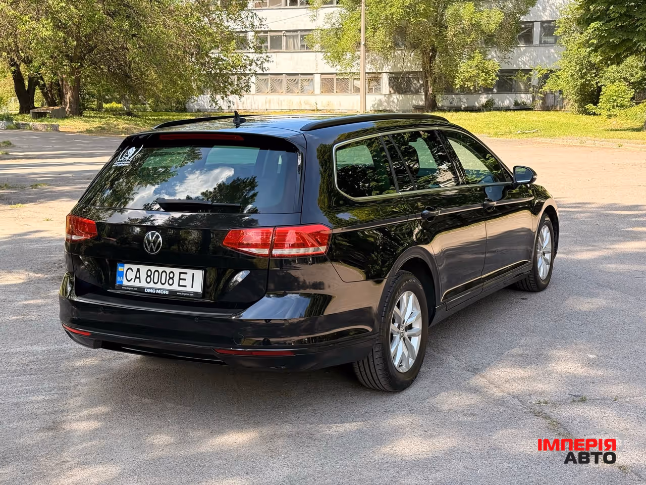 Volkswagen Passat - фото 4