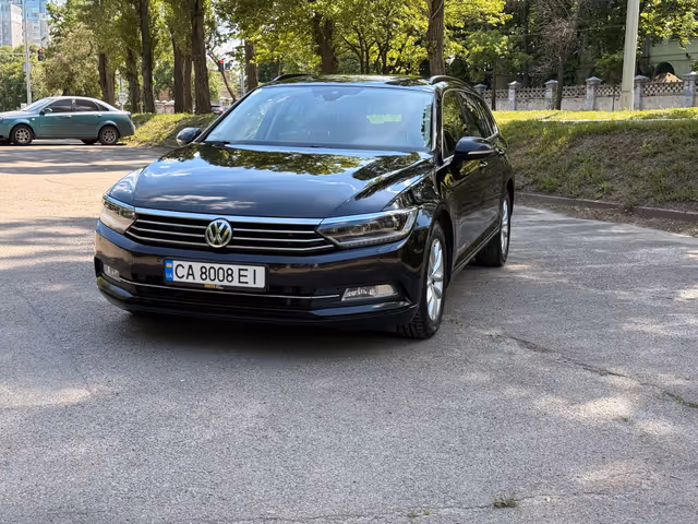 Volkswagen Passat - зображення 1