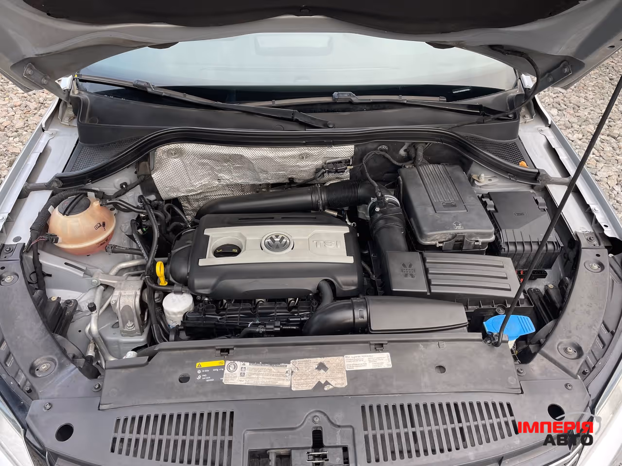 Volkswagen Tiguan - фото 4