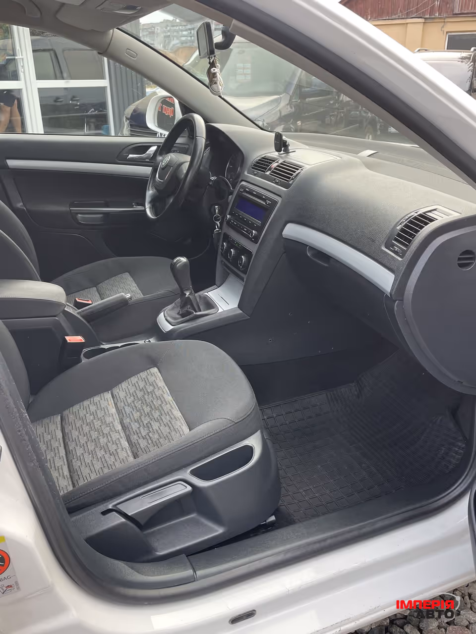 Skoda Octavia - фото 5