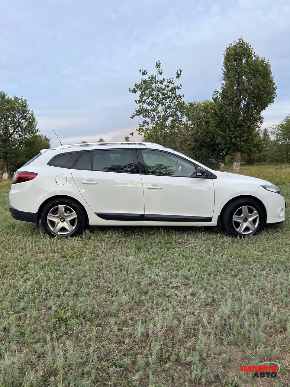 Renault Megane - фото 7