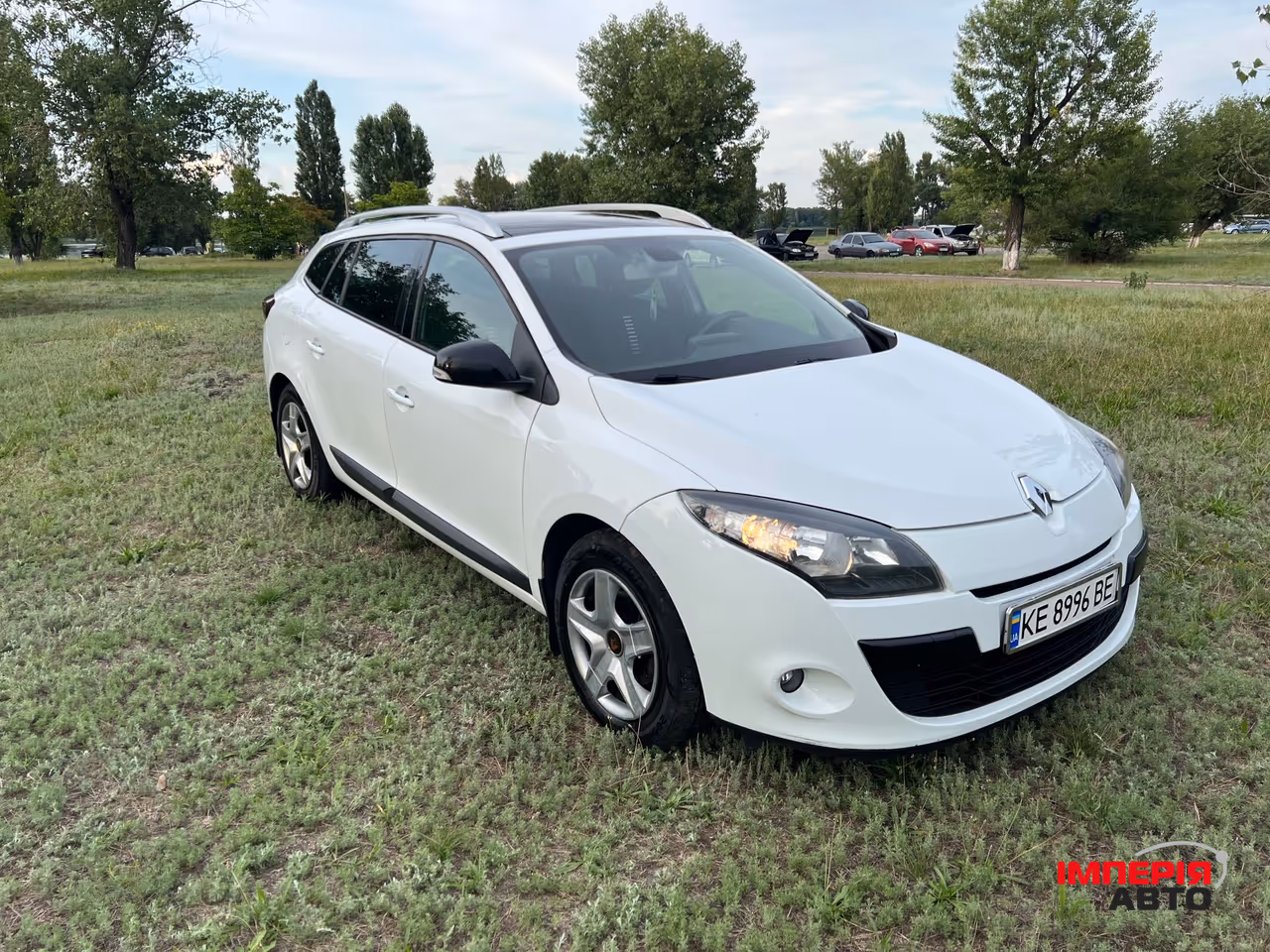 Renault Megane - фото 4