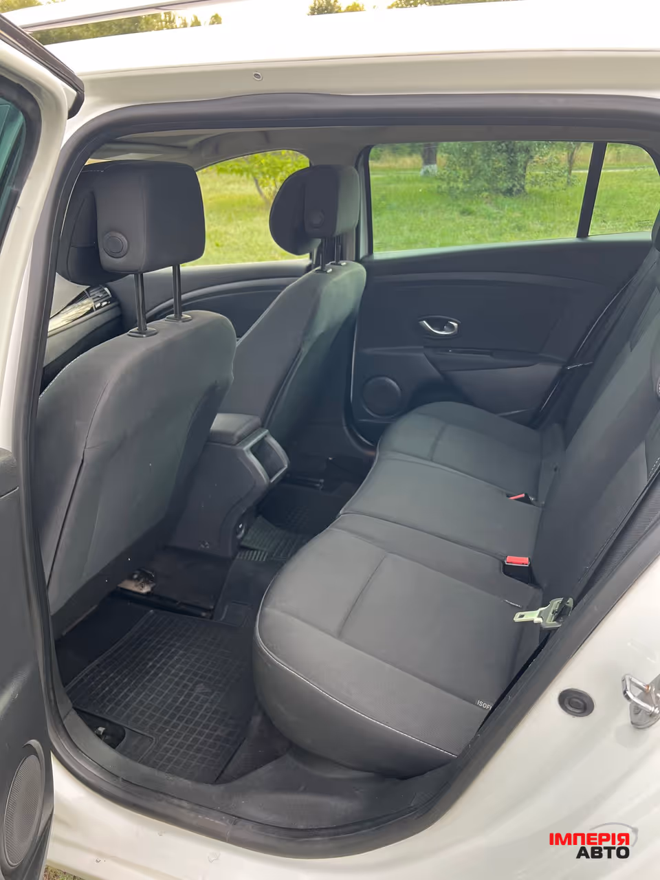 Renault Megane - фото 9
