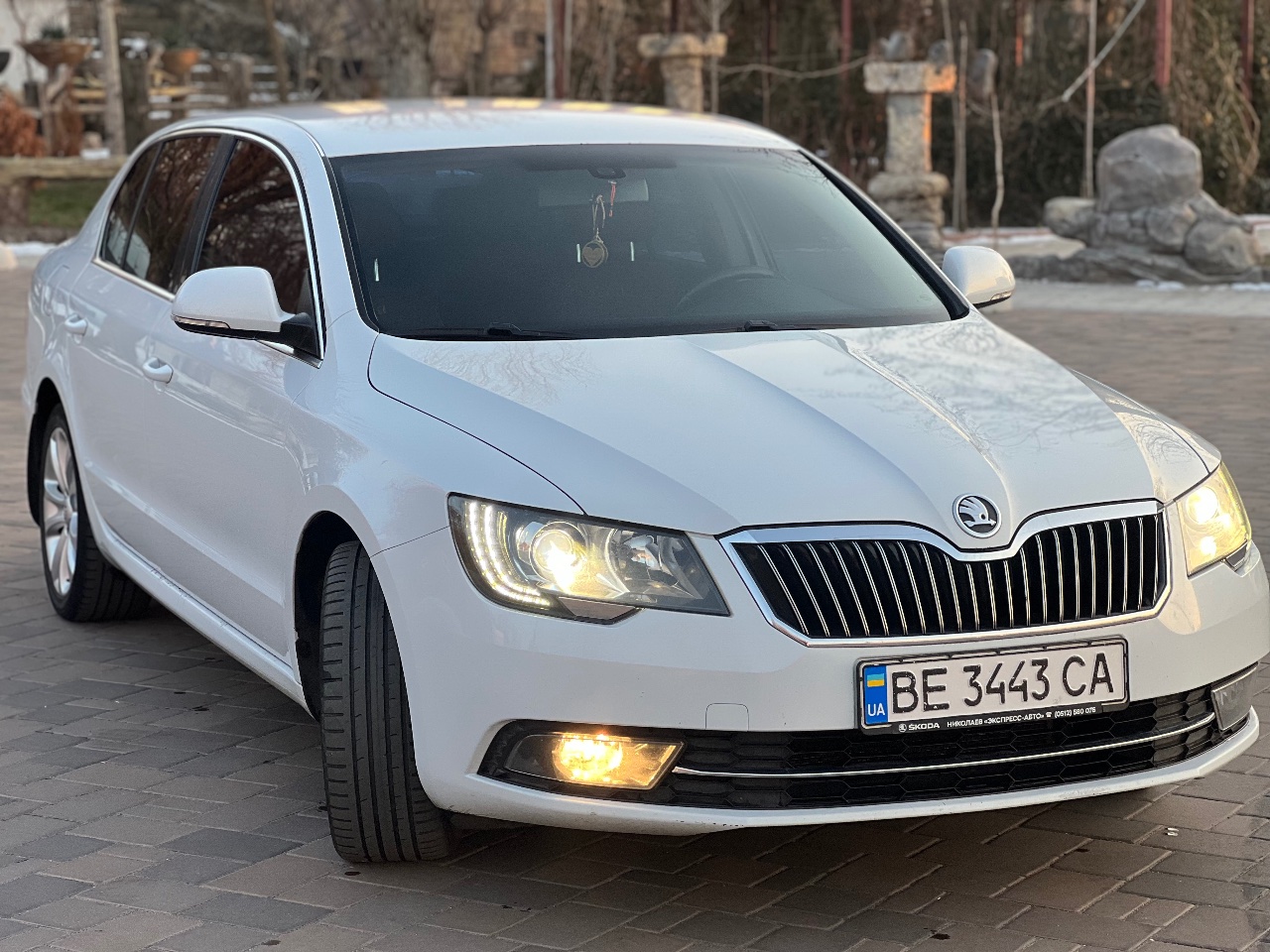 Skoda Superb - фото 10