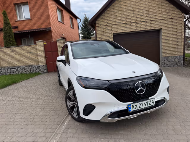 Mercedes-Benz EQE SUV - зображення 5
