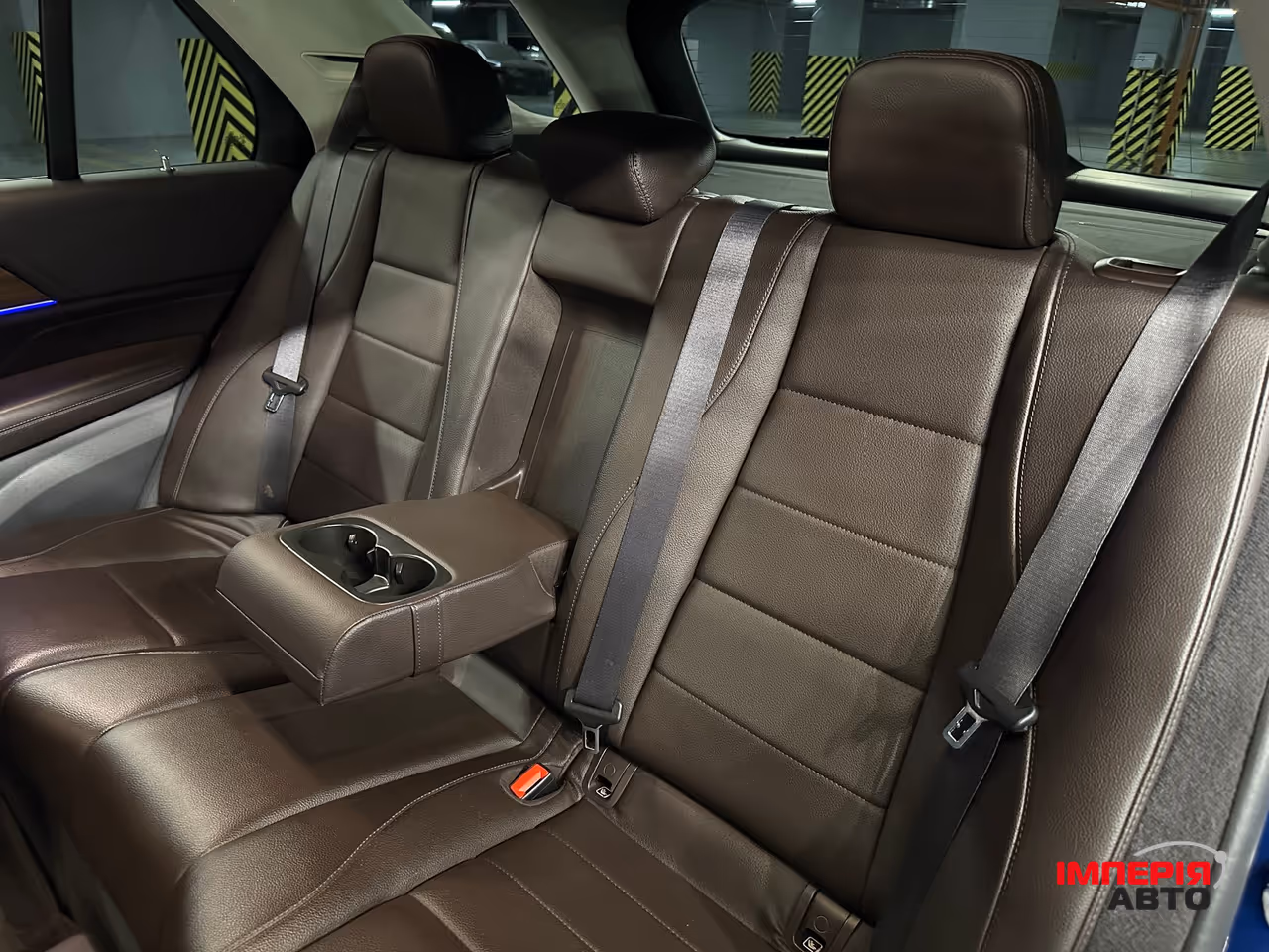 Mercedes-Benz GLE - фото 12