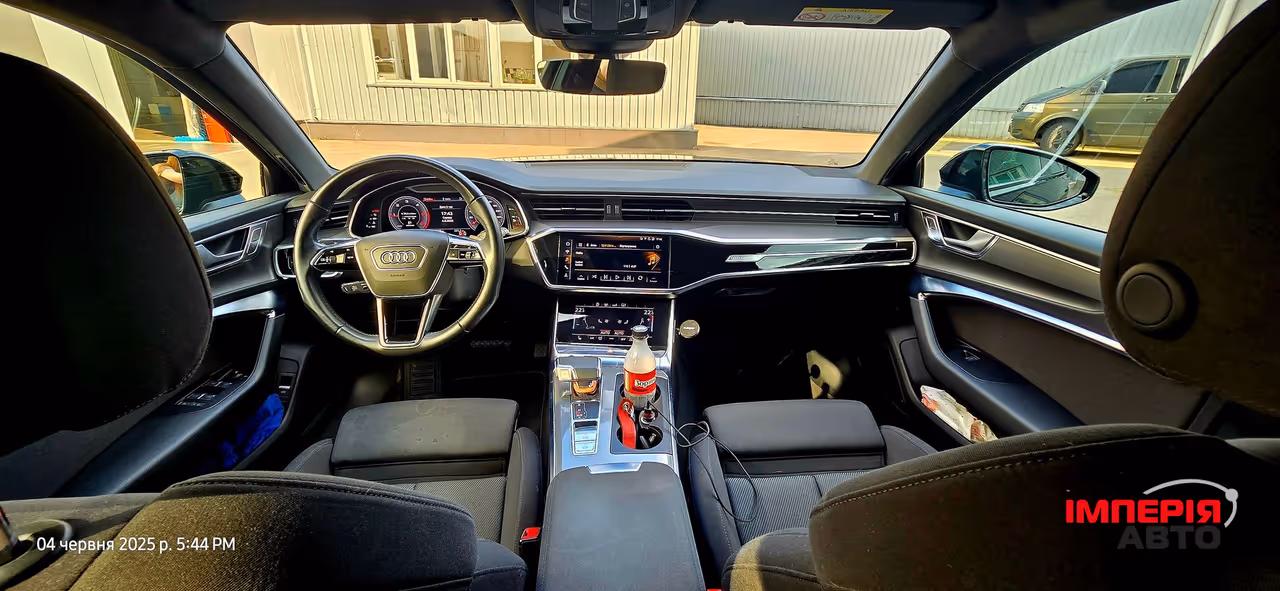 Audi A6 - фото 21