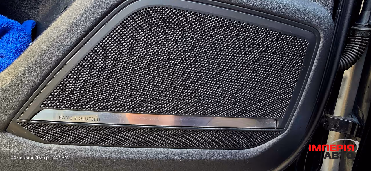 Audi A6 - фото 17