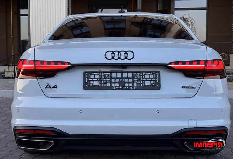 Audi A4 - фото 4