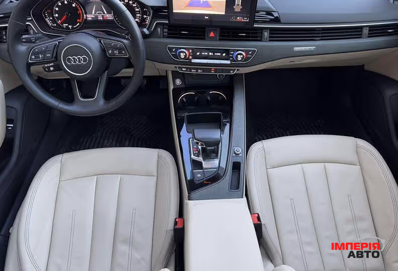 Audi A4 - фото 6