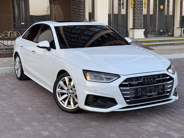Audi A4 - зображення 2
