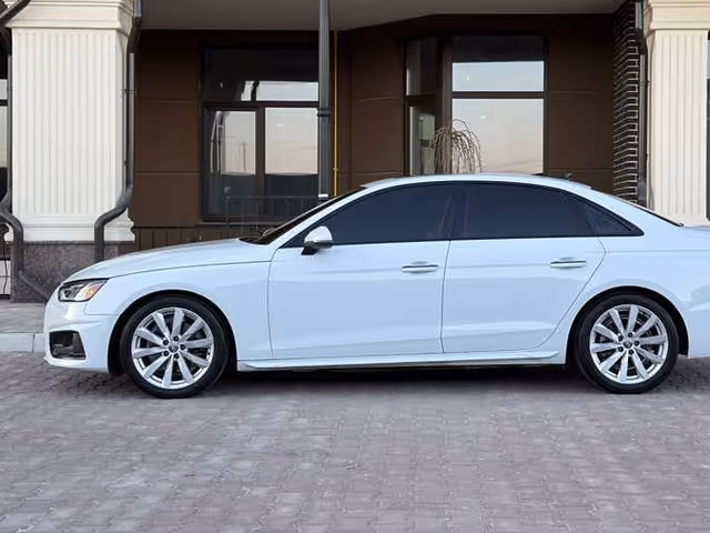 Audi A4 - зображення 5