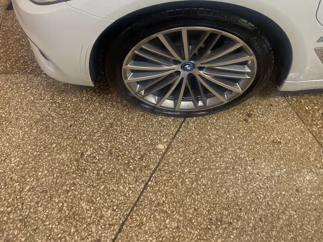 BMW 5 серії - зображення 2