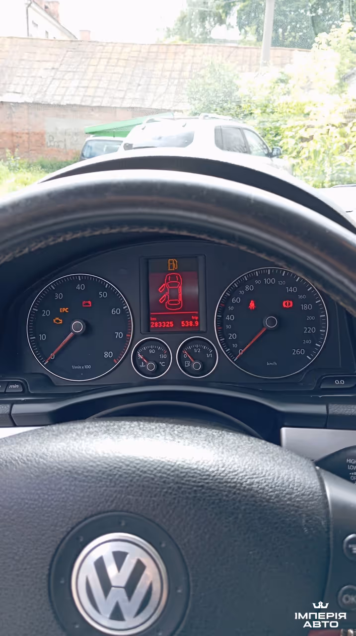 Volkswagen Jetta - фото 6