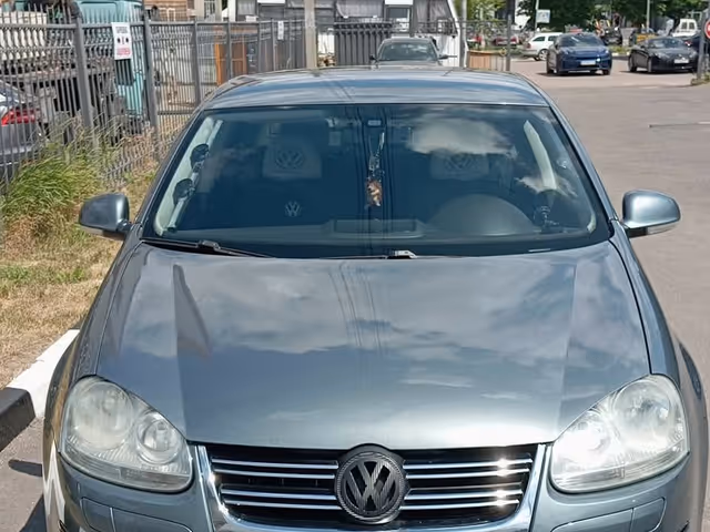 Volkswagen Jetta - зображення 4