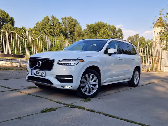 Volvo XC90 - зображення 1