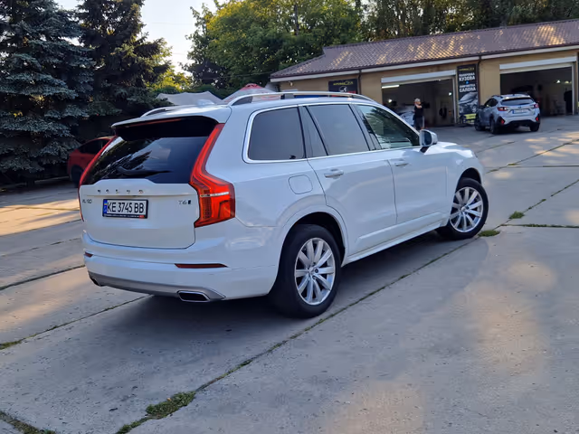 Volvo XC90 - зображення 4
