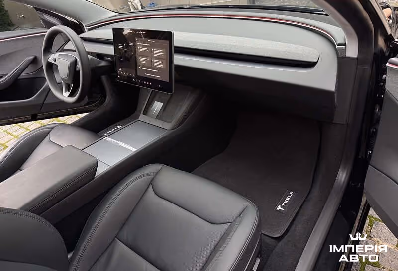 Tesla Model 3 - фото 11