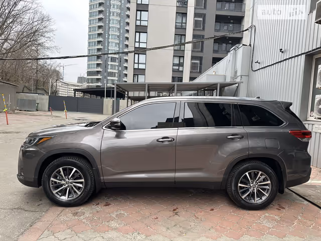 Toyota Highlander - зображення 5