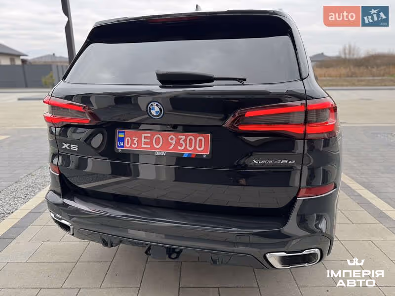 BMW X5 - фото 9