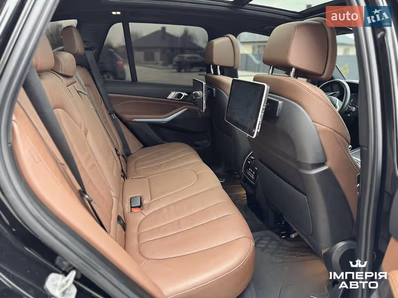 BMW X5 - фото 17