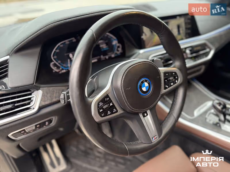 BMW X5 - фото 16