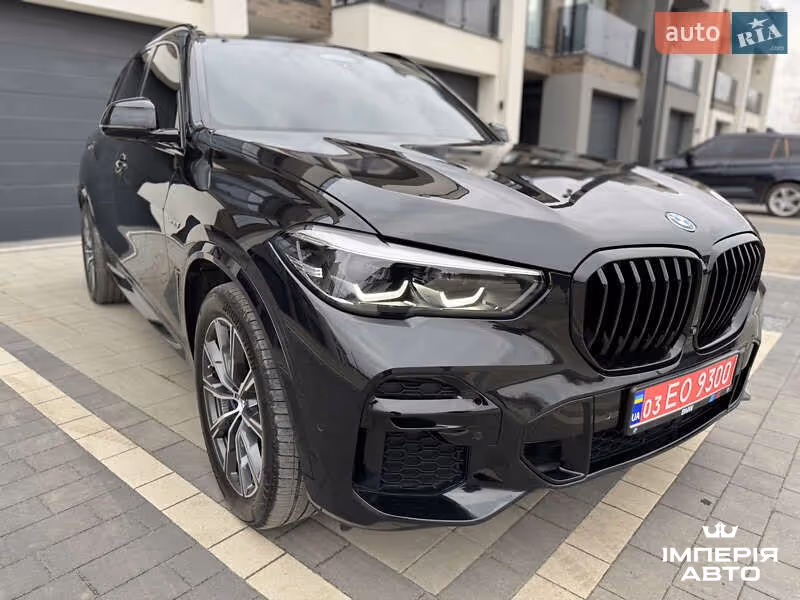 BMW X5 - фото 2