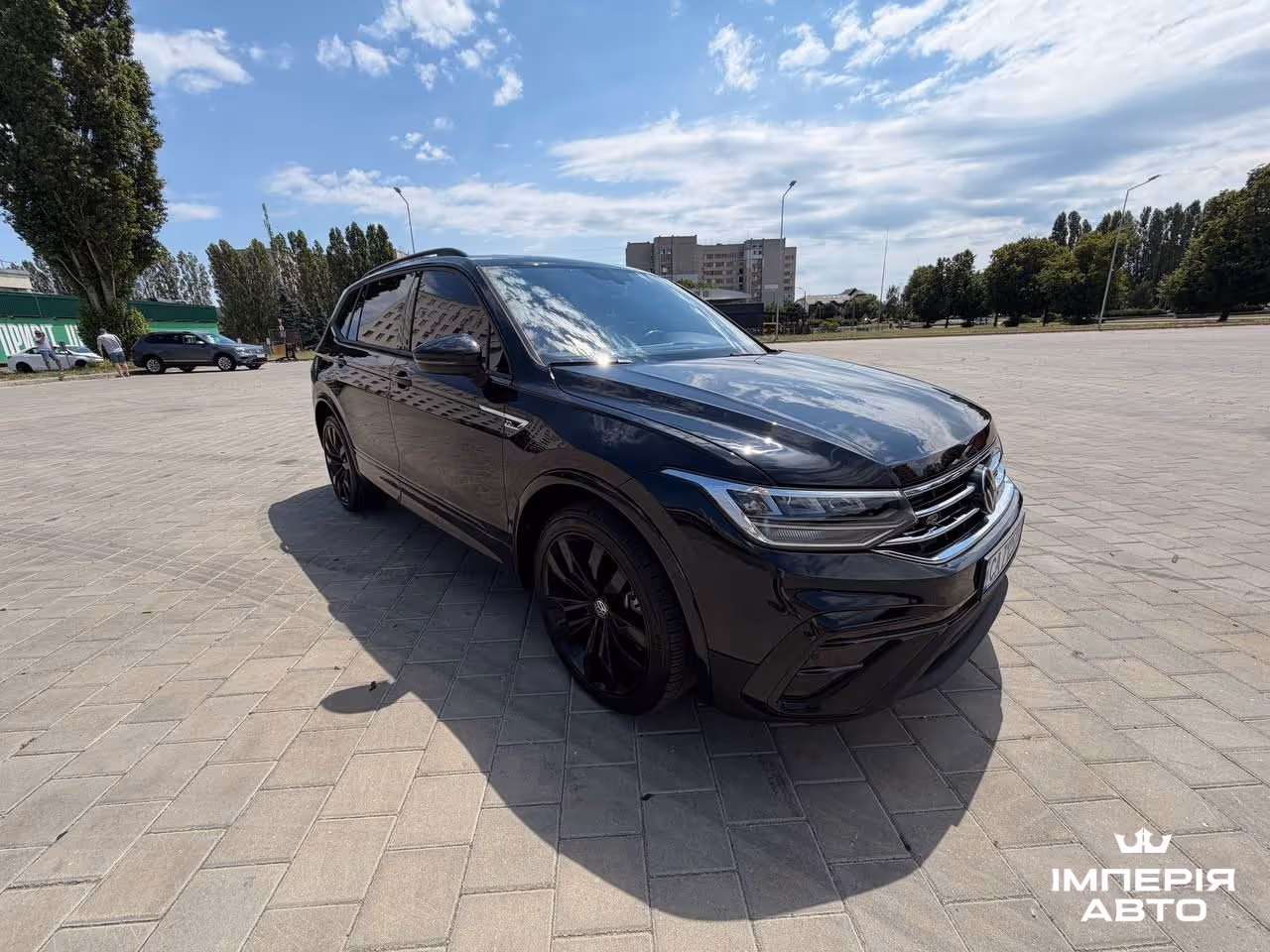 Volkswagen Tiguan - фото 7