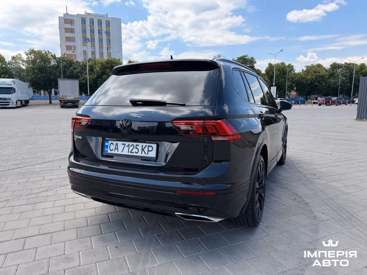 Volkswagen Tiguan - фото 4