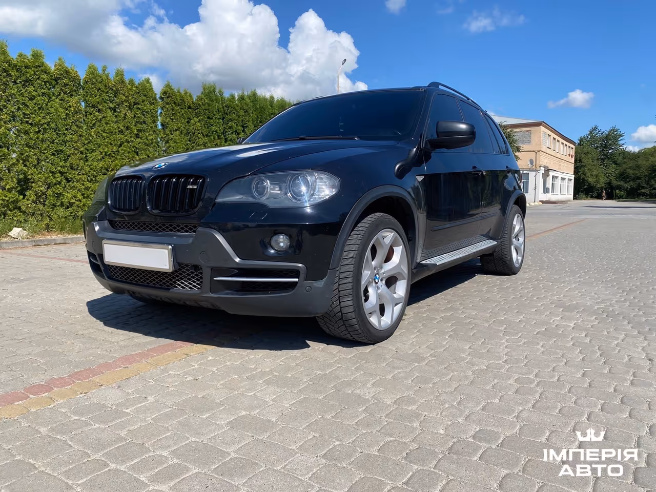 BMW X5 - фото 1