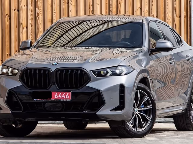 BMW X6 - зображення 1