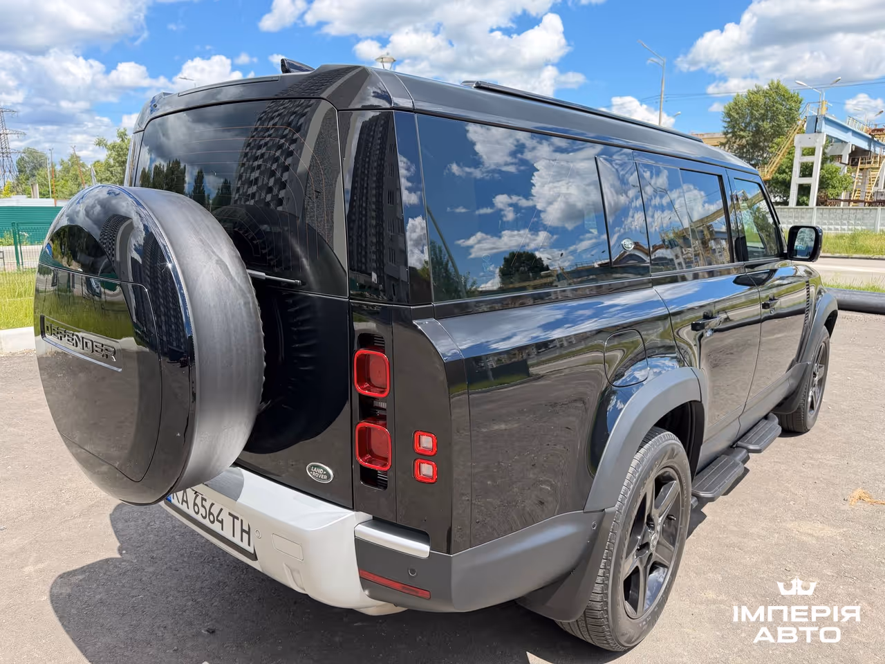 Land Rover Defender - фото 7