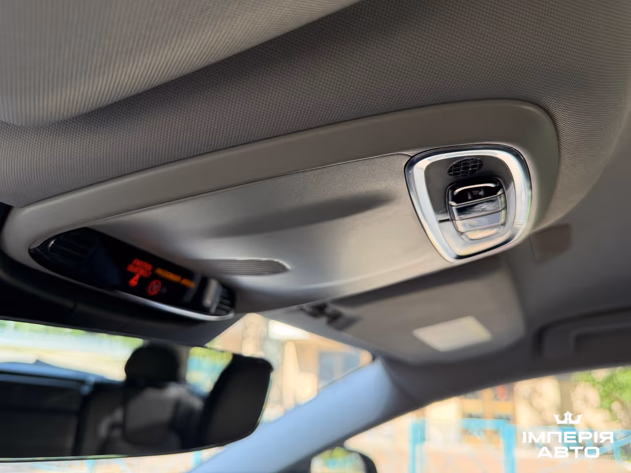 Volvo V90 Cross Country - фото 24