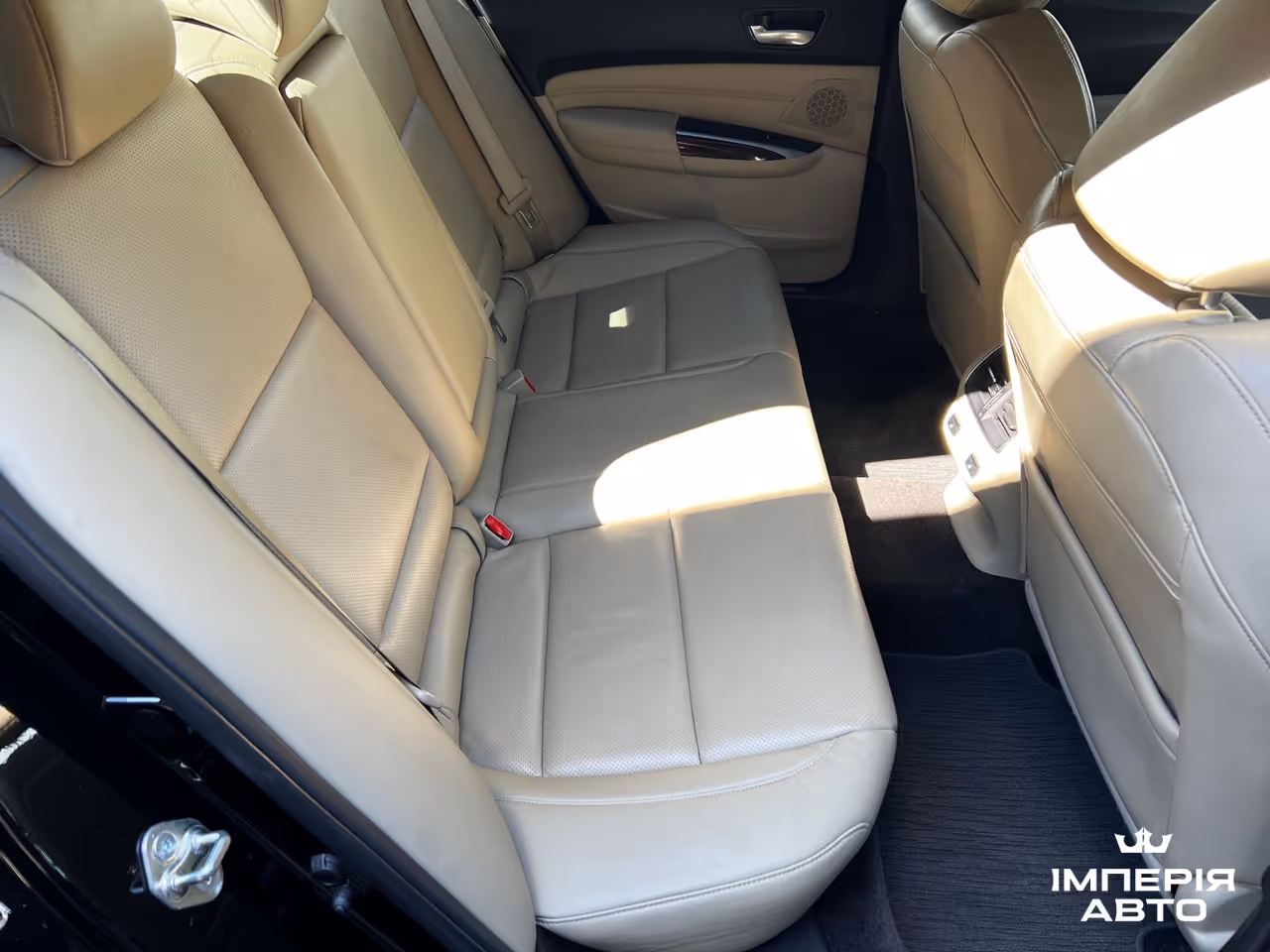 Acura TLX - фото 14
