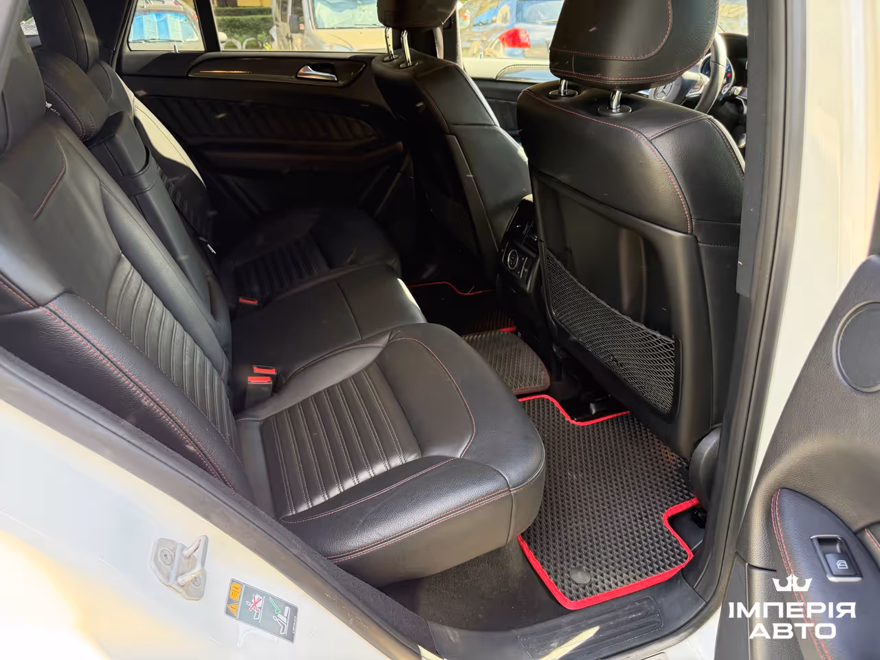 Mercedes-Benz GLE - фото 11