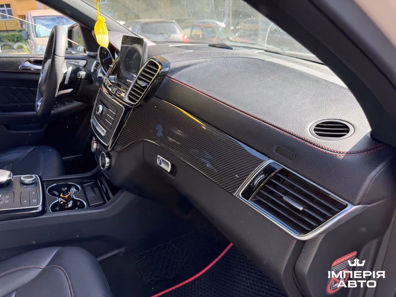 Mercedes-Benz GLE - фото 7
