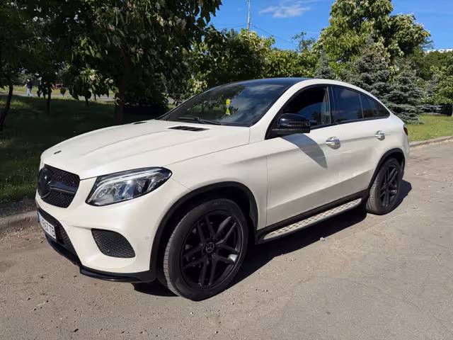 Mercedes-Benz GLE - зображення 1